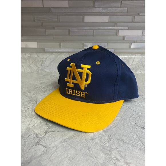 Vintage Notre Dame Fighting Irish Snapback Hat - Picture 1 of 9